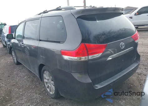 2011 Toyota Sienna Limited из США, поврежденный, VIN 5TDDK3DC8BS017114